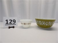 2 Pyrex Bowls Town & Country, Spring Blossom