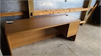Wood desk 6'