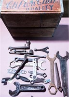 Automobile & Early 20th C Wrenches (21)