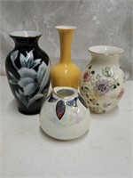 4 small vases