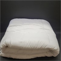 New Full/Queen White Comforter