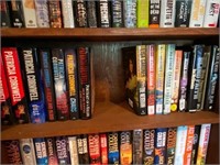 Patricia Cornwell, Heather Graham, etc books