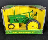 Ertl 1:16 Scale John Deere H Die Cast Tractor