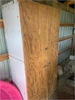 5 shelf Wooden Cupboard/Storage - no contents