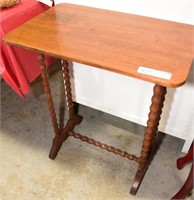 SMALL TURN LEG TABLE