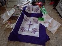 UNFINISHED CROSS THROW & ASSORTED LINENS