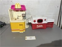 VINTAGE MRS. FIELDS AND MCDONALDS TOYS