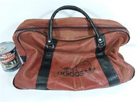 Sac de sport en cuir Adidas, Hong Kong