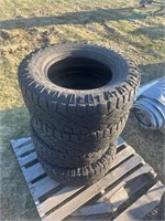 4 tires, 275-70R-18