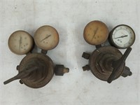 2 Victor oxygen regulator and gauge sets