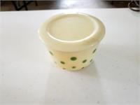 Green/white grease bowl