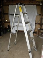 Husky 6 Ft Step Ladder