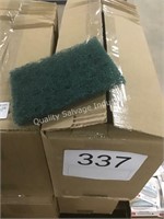 4 CTN (240) SCOURING PADS