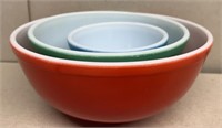(3) Pyrex bowl stack