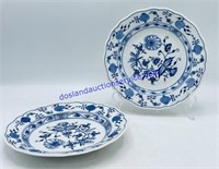 Pair of Meissen Porcelain of Germany Blue Onion