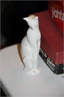 Unicorn Studio China cat figurine