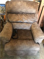 Reclining/Lift Arm Chair