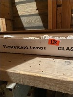 Several miscellaneous sized fluorescent bulbs,