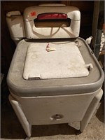 Maytag washing machine, 1940-41