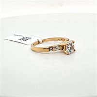 14KT Yellow Gold Woman's Ring