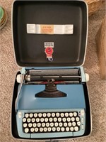 Smith Corona Blue Teal Typewriter