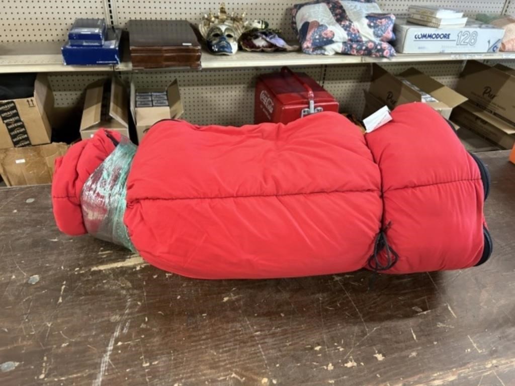 NICE SLEEPING BAG