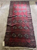 Oriental Rug, 40" x 88"