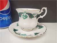 Tasse à thé et soucoupe Royal Albert fabriquées