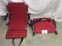 2 Foldable Bleacher Arm Chairs T12E