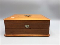 Ladies  antique wooden dresser box