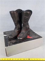 Dainese Size 9 Dry Riding Boots