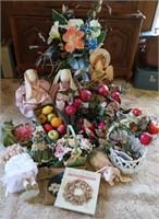Faux Flowers, Dolls, Baskets +++