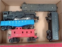 5 Lionel train cars