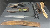 (E) Hunting Knives, Daggers, And Filet