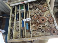 Qty of Plug & Test/Ring Gauges Cont of Drawer