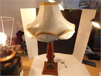 Lampe antique avec abajour