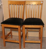 2 high stools