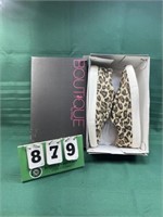 NEW - Boutique Ladies Size 10 Leopard Sneakers