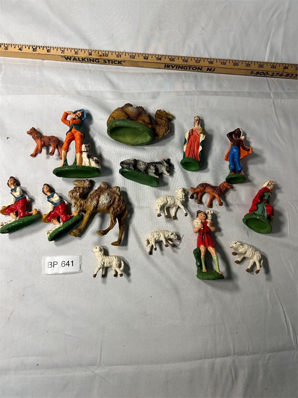 Lot of VTG Assorted Animal & People Toys