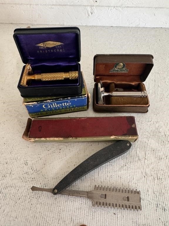 3 Vintage Mens Razors