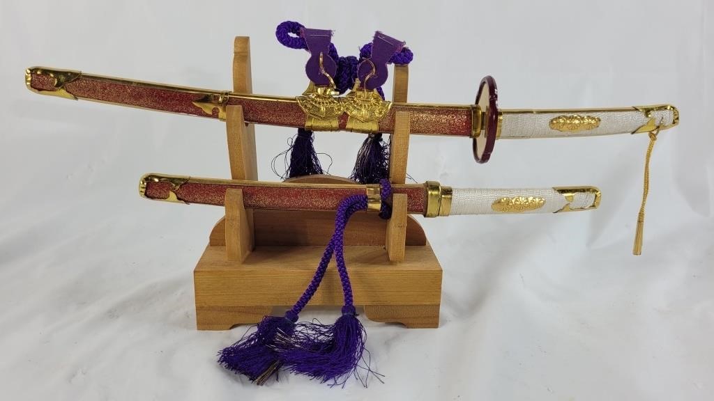 Decorative mini samurai swords