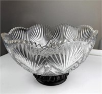 Large American clear glass bowl with