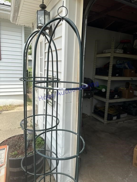 GARDEN TRELLIS/ CAGES 75T, 2 COUNT,  IN GARAGE