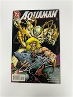 Autograph COA Aquaman #27 Comics