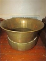 Brass Pot made in India 10.5" in Dia. 8"h