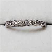 Certified 10K Diamond(0.32ct) Ring