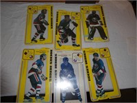 Group of 6 -NYI.,Hockey Heroes Stand Up/Stick Up