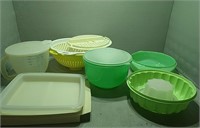 Lot of kitchen bowls, measuring container and