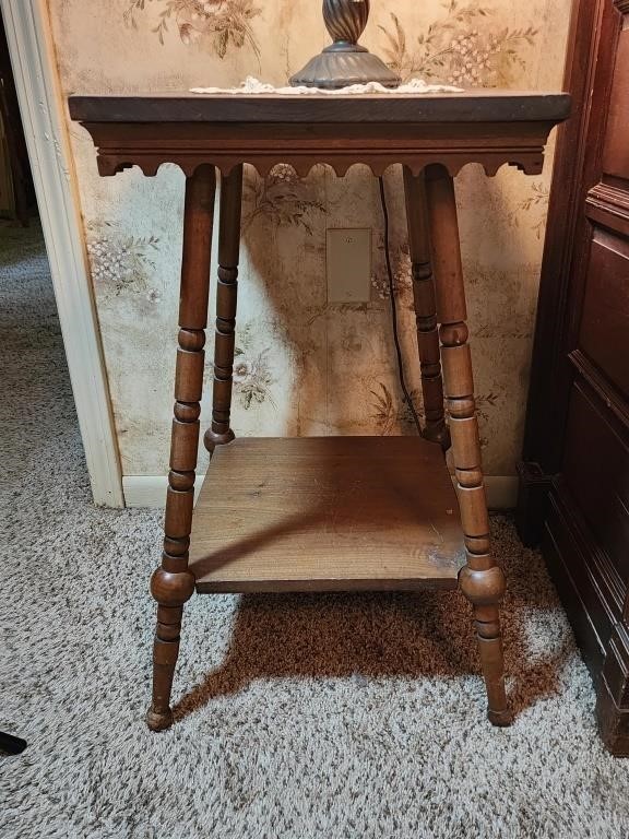Victorian Parlor Table 27"x16"x16"
