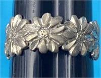 Sz.6 Sterling Silver Flower Ring 2.35 Grams